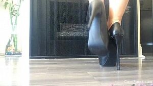 Capri Cavanni Displays off her high-heeled slippers