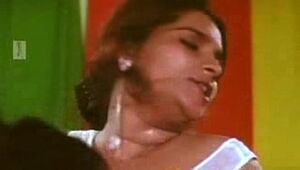 Old Scorching Subjugated Providing lubricant massgae to proprietor   Telugu Scorching Brief Film-Movies 2001 low